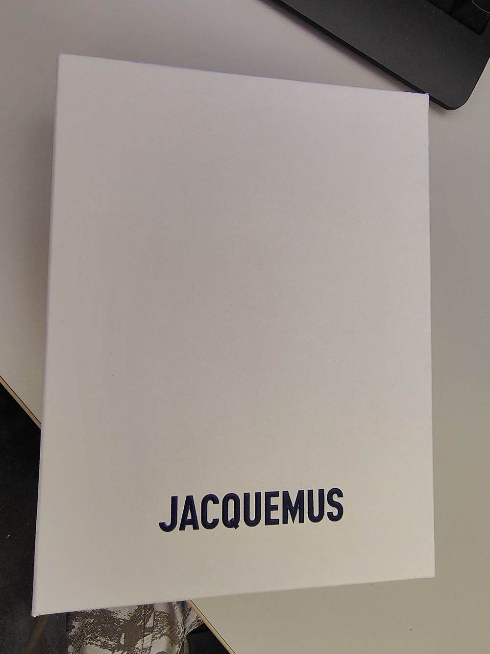 NWB JACQUEMUS Gold Le Collier Chiquito Necklace - Picture 14 of 16